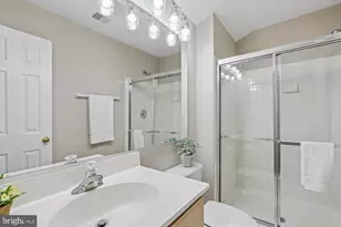 12229 Fairfield House Dr, Fairfax, VA 22033 - Photo 36