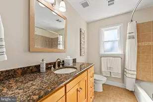 5024 Pheasant Ridge Rd, Fairfax, VA 22030 - Photo 34