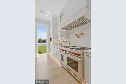 6638 Hazel Lane, McLean, VA 22101 - Photo 14