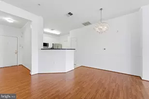 4330 Cannon Ridge Ct, Fairfax, VA 22033 - Photo 12