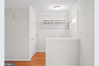 8483 Laurel Oak Drive, Springfield, VA 22153 - Photo 2