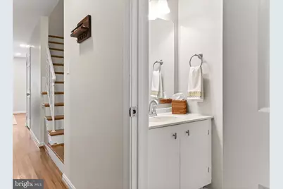 9204 Bailey Lane, Fairfax, VA 22031 - Photo 20