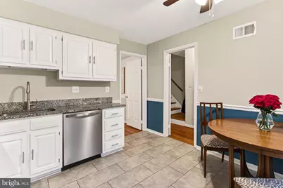 9204 Bailey Lane, Fairfax, VA 22031 - Photo 10