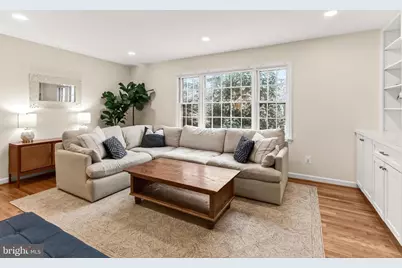 9204 Bailey Lane, Fairfax, VA 22031 - Photo 12