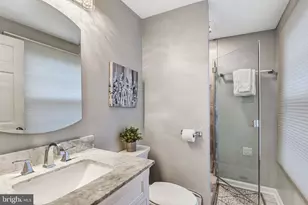 5216 Jarrett Ct, Centreville, VA 20120 - Photo 14