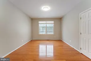 2859 Cherry Branch Ln, Herndon, VA 20171 - Photo 20