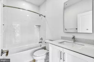 11236 Bunsen St, Reston, VA 20190 - Photo 8