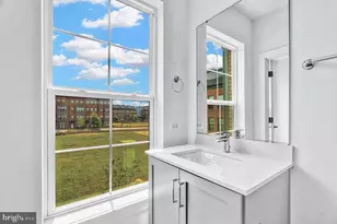 11236 Bunsen St, Reston, VA 20190 - Photo 36