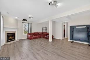 8010 Readington Ct, Springfield, VA 22152 - Photo 44