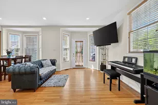 8010 Readington Ct, Springfield, VA 22152 - Photo 18