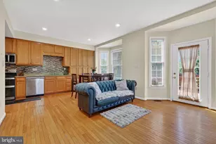 8010 Readington Ct, Springfield, VA 22152 - Photo 16