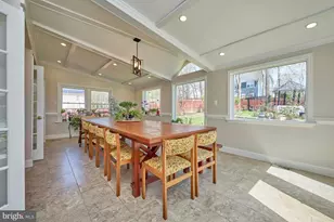 7307 Sterling Grove Dr, Springfield, VA 22150 - Photo 16