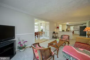 7307 Sterling Grove Dr, Springfield, VA 22150 - Photo 20