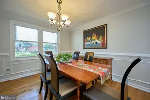 7307 Sterling Grove Dr, Springfield, VA 22150 - Photo 12