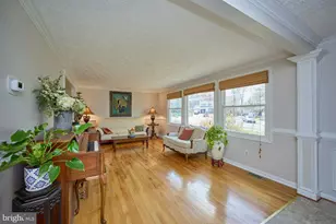 7307 Sterling Grove Dr, Springfield, VA 22150 - Photo 10