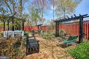 7307 Sterling Grove Dr, Springfield, VA 22150 - Photo 54