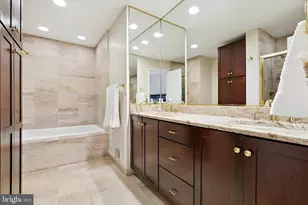 7810 Ashley Glen Rd, Annandale, VA 22003 - Photo 16