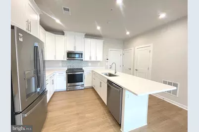 13502 Sayward Boulevard #91, Herndon, VA 20171 - Photo 4