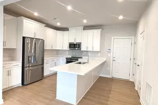 13502 Sayward Blvd, Herndon, VA 20171 - Photo 2