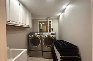 8514 Wild Spruce Dr, Springfield, VA 22153 - Photo 12