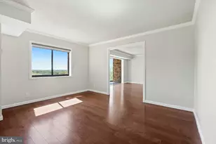 5901 Mt Eagle Dr, Alexandria, VA 22303 - Photo 10