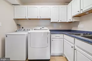 5901 Mt Eagle Dr, Alexandria, VA 22303 - Photo 24