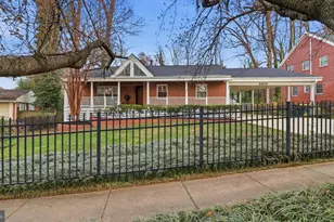 7607 Burnside Ct, Falls Church, VA 22043 - Photo 6