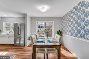 10125 Sassafras Woods Ct, Burke, VA 22015 - Photo 8