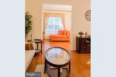 12176 Bridgend Run, Fairfax, VA 22030 - Photo 8