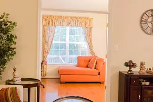 12176 Bridgend Run, Fairfax, VA 22030 - Photo 8