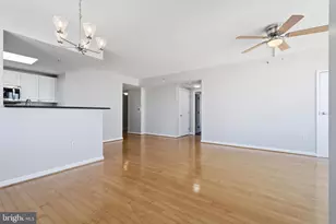 2726 Gallows Rd, Vienna, VA 22180 - Photo 10