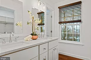 1413 Bayshire Ln, Herndon, VA 20170 - Photo 14