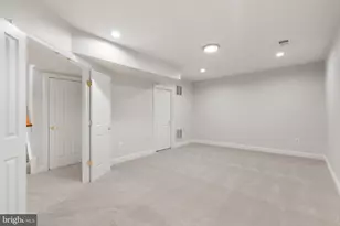 9185 Topaz St, Fairfax, VA 22031 - Photo 64