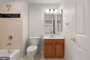 9185 Topaz St, Fairfax, VA 22031 - Photo 54