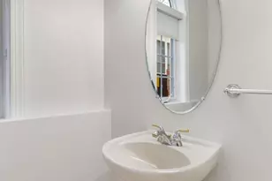 9185 Topaz St, Fairfax, VA 22031 - Photo 10