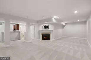 9185 Topaz St, Fairfax, VA 22031 - Photo 58