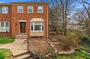 9864 High Water Ct, Burke, VA 22015 - Photo 2