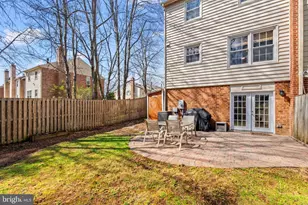 9864 High Water Ct, Burke, VA 22015 - Photo 38