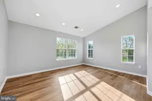 14300 Montverd Ct, Centreville, VA 20121 - Photo 20