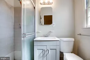 3923 Forest Grove Dr, Annandale, VA 22003 - Photo 32