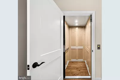 151 Center S #1, Vienna, VA 22180 - Photo 10