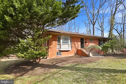 7220 Brookcrest Place, Annandale, VA 22003 - Photo 2