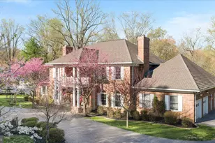 532 Walker Rd, Great Falls, VA 22066 - Photo 4