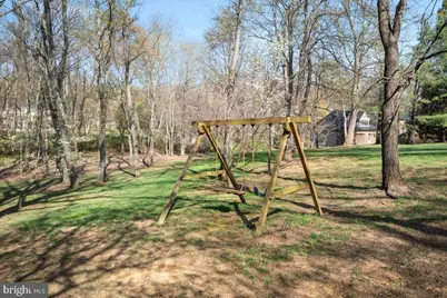 532 Walker Rd, Great Falls, VA 22066 - Photo 86
