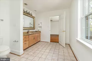 532 Walker Rd, Great Falls, VA 22066 - Photo 54