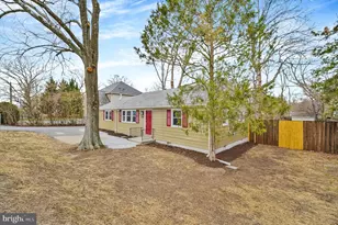 7120 Beulah St, Alexandria, VA 22315 - Photo 2