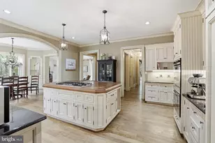 606 Kentland Dr, Great Falls, VA 22066 - Photo 14