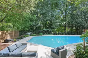 11817 Blue Spruce Rd, Reston, VA 20191 - Photo 2