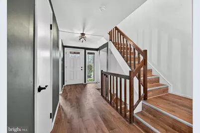 8570 Gwynedd Way, Springfield, VA 22153 - Photo 4