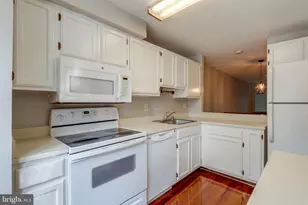 2133 Whisper Way, Reston, VA 20191 - Photo 12